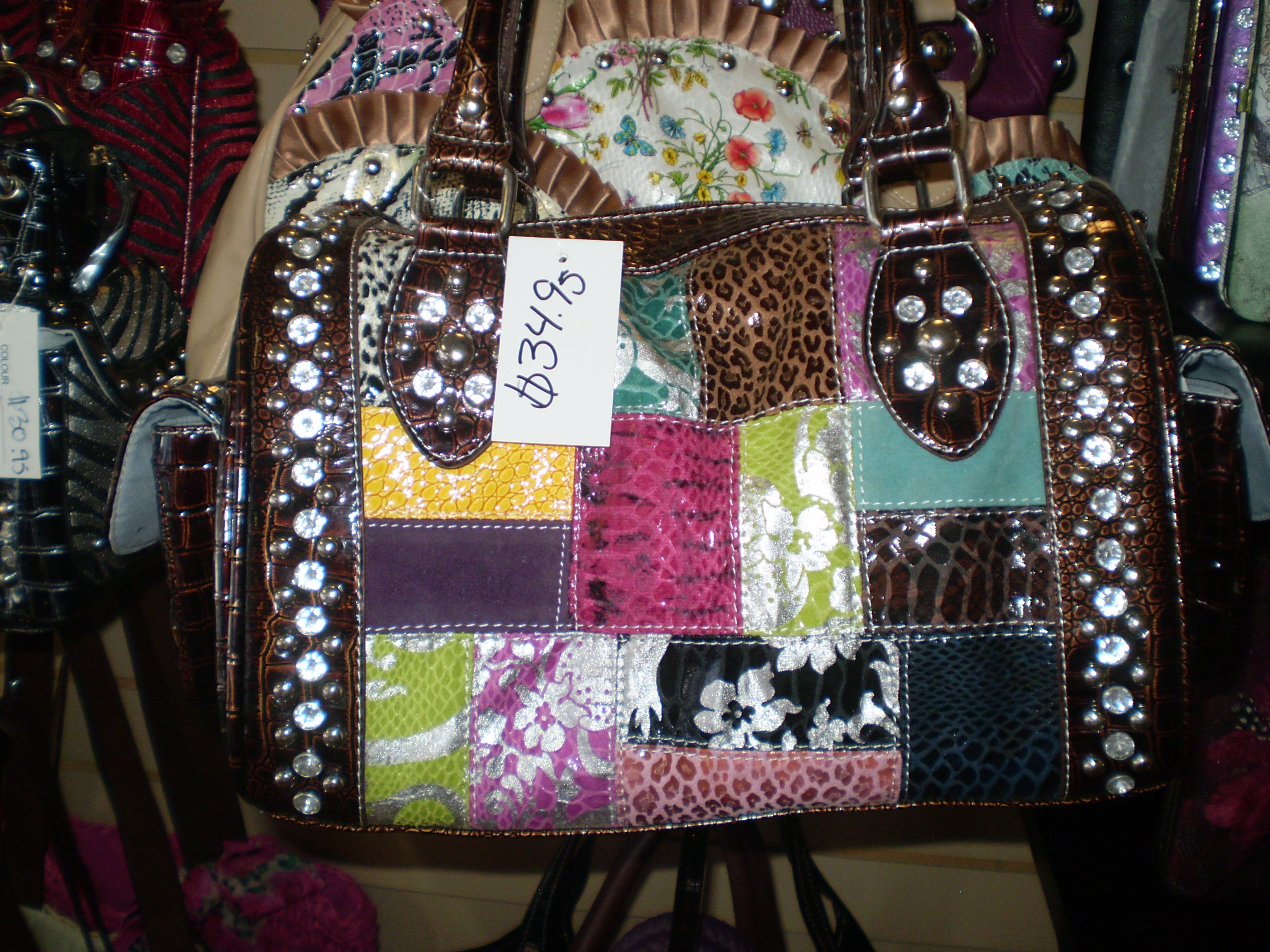 handbags029.jpg
