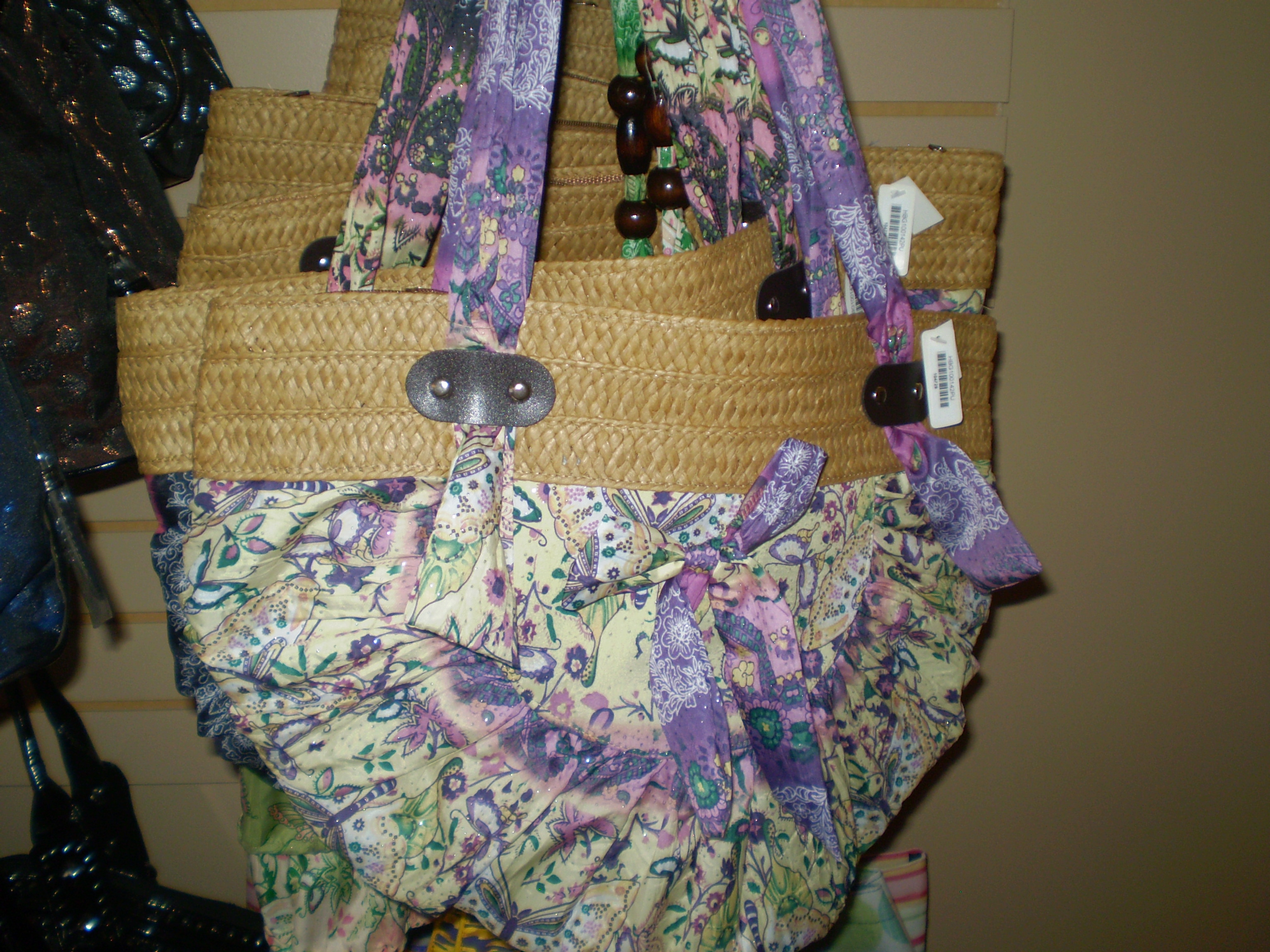 handbags033.jpg
